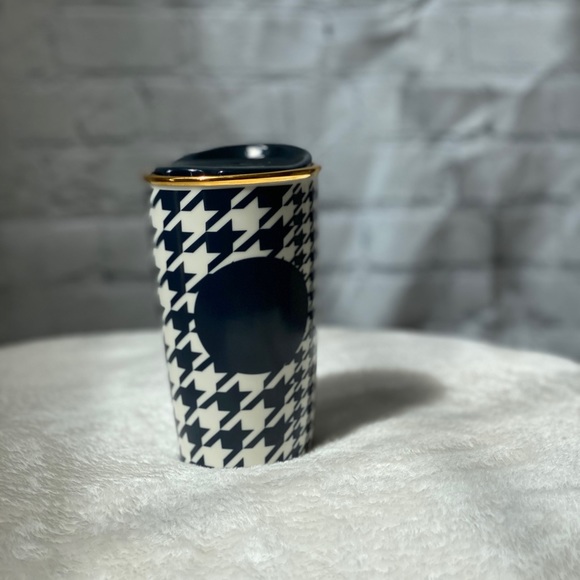 Starbucks limited edition Holiday Cup. - Picture 2 of 6